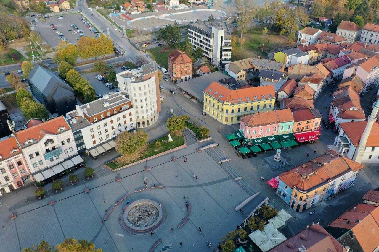 Square Studio Tuzla Eksteriør bilde